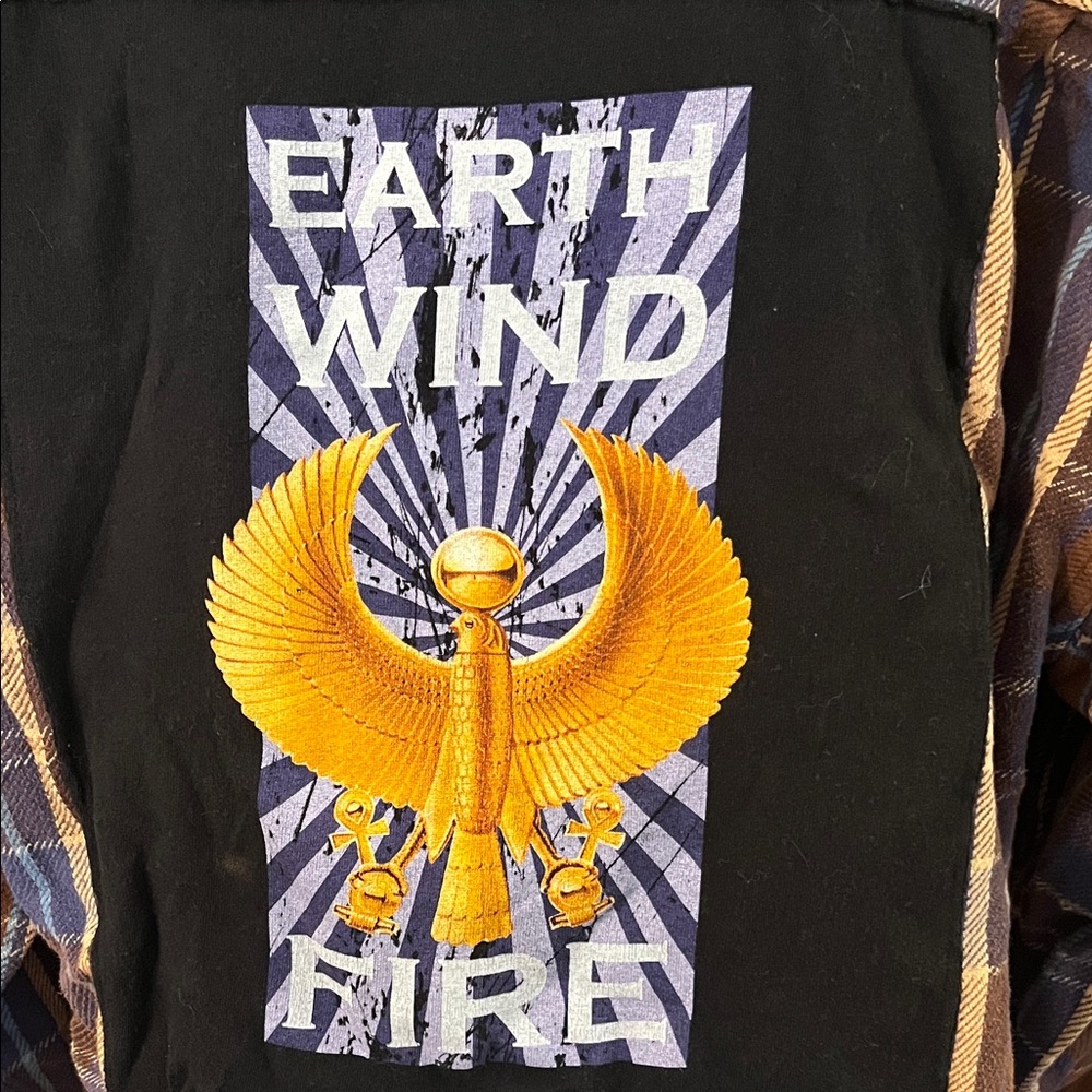 Cropped Plaid Button-Front Shacket - image 6